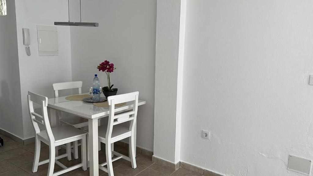 Apartamento Kalma 1 คอร์ราเลโฮ ภายนอก รูปภาพ